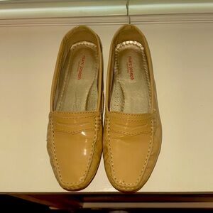 Marc Joseph Women's Tan Patent Moccasin Loafers